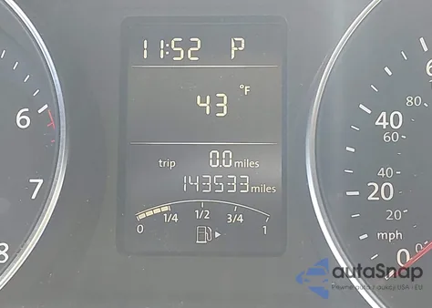 2015 Volkswagen Jetta 1.8T Se из США, поврежденный, VIN 3VWD17AJ8FM231679